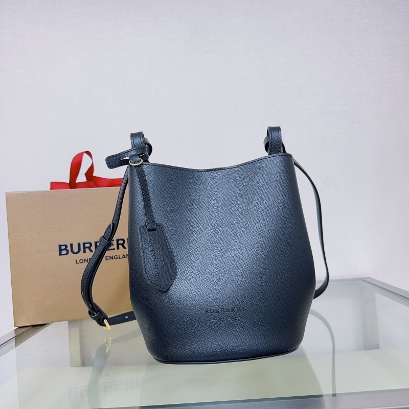 Bv*b*rry hobo bags
